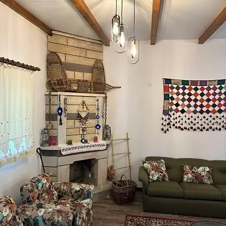 Apartment Dag Evi/yesilli Icinde Kir Evi *